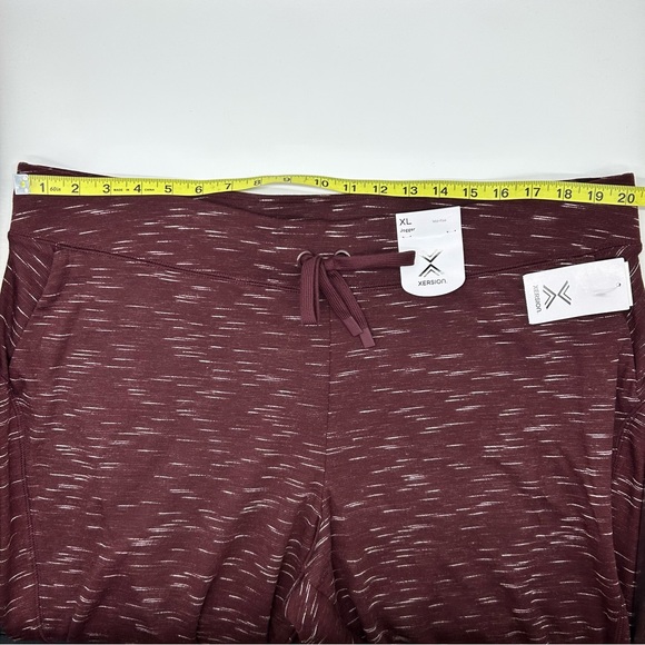 Xersion Women’s Bold Burgundy Mid Rise Moisture Wicking Jogger Pant Sizes L XL - Picture 10 of 10